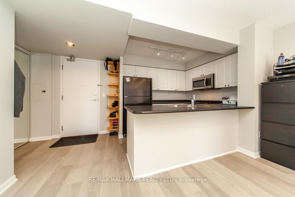 330 Adelaide Street E, Unit 1103 - Photo 17