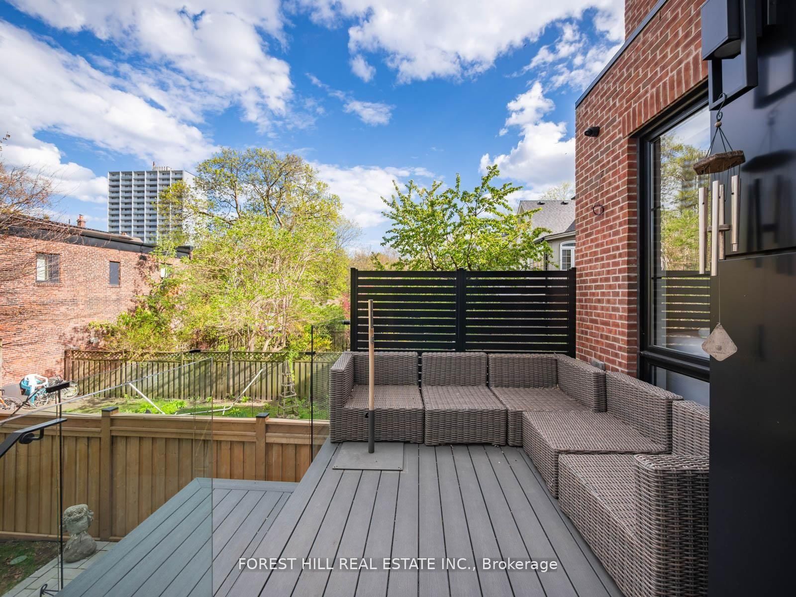 77 Kendal Avenue - Photo 37