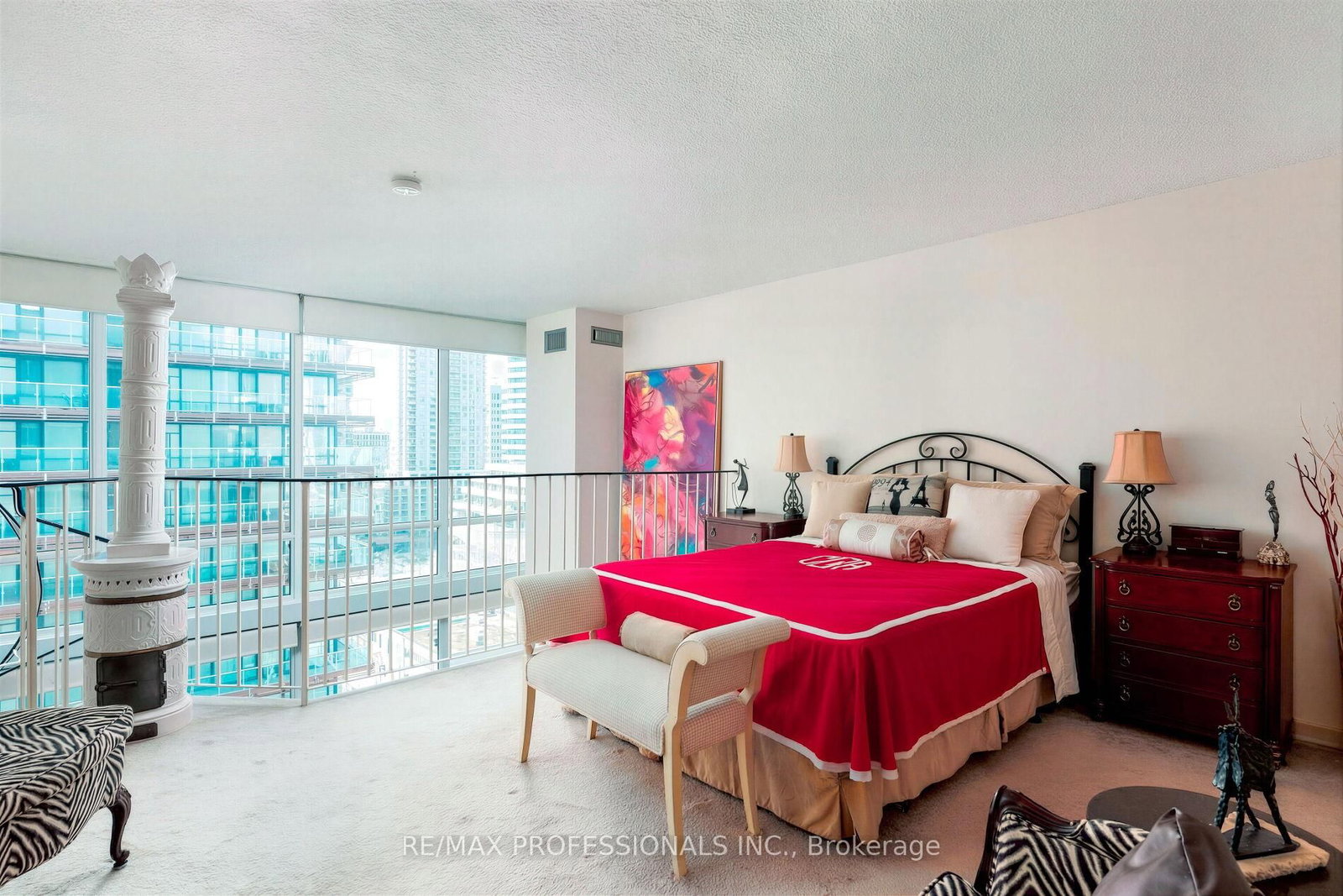 25 Maitland Street, Unit 1506 - Photo 3