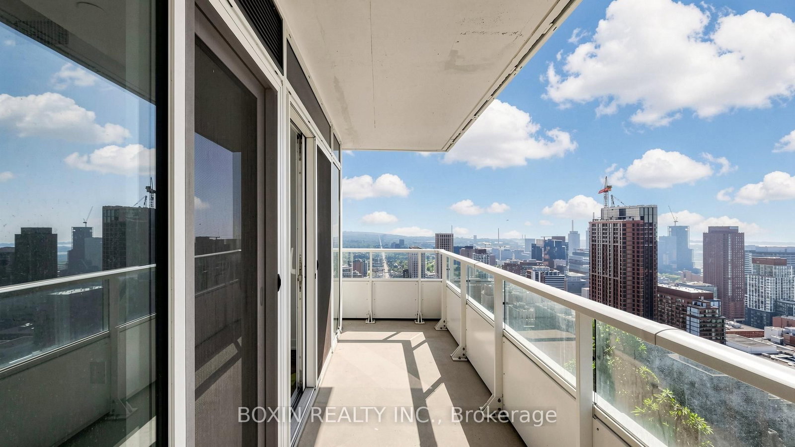88 Queen Street, Unit 4303 - Photo 24