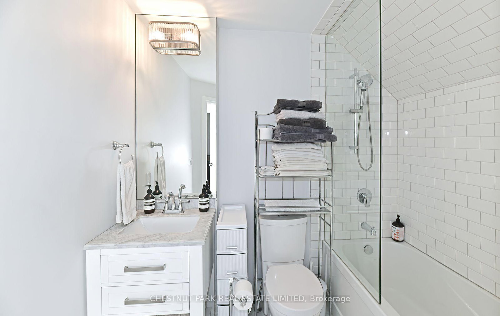 133 Cottingham Street, Unit 2 - Photo 20