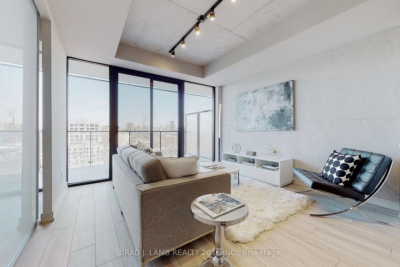 458 Richmond Street W, Unit 1601 - Photo 2