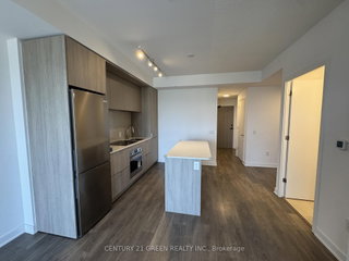1601 - 130 River Street