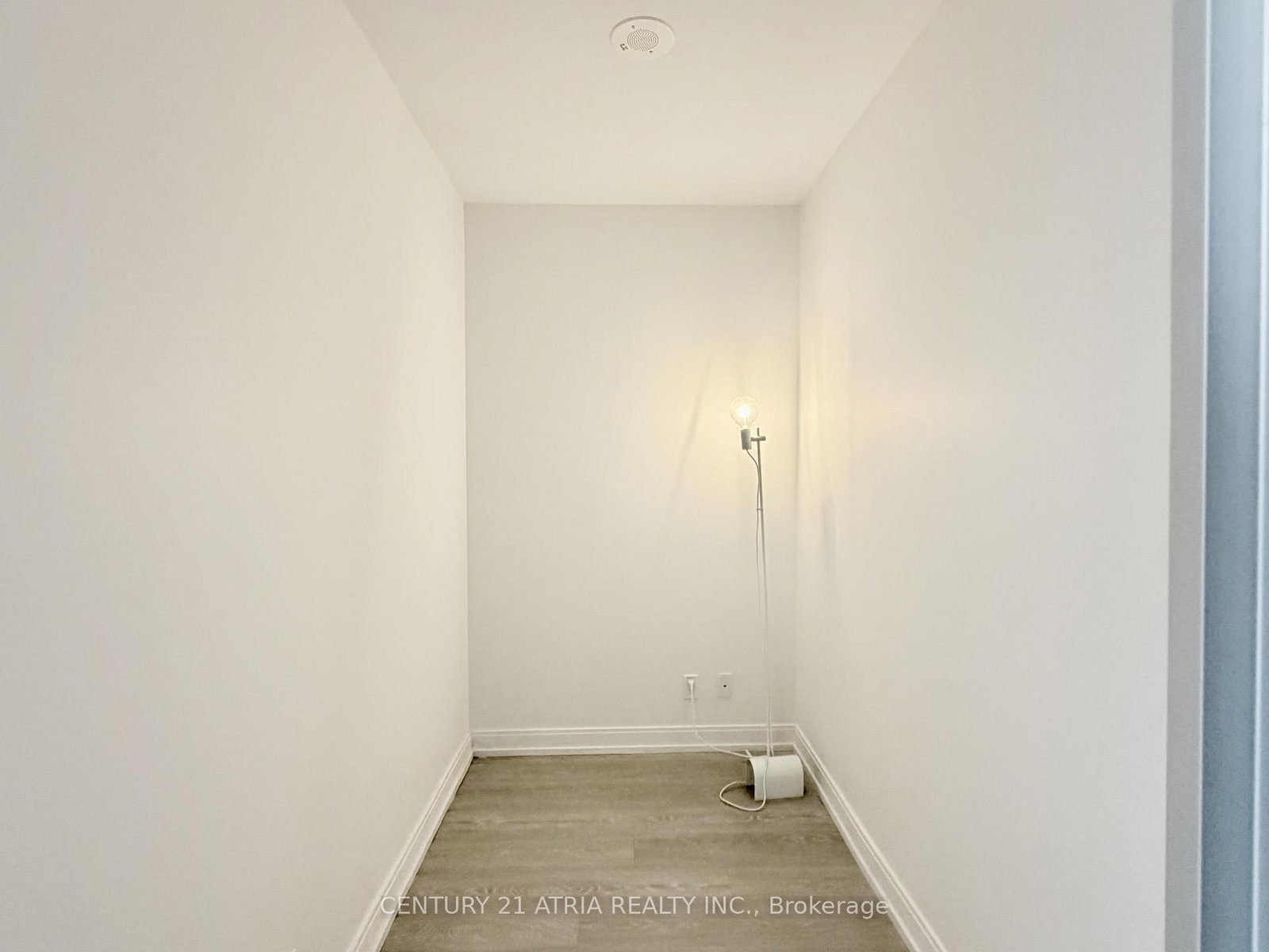 181 Dundas Street E, Unit 715 - Photo 12