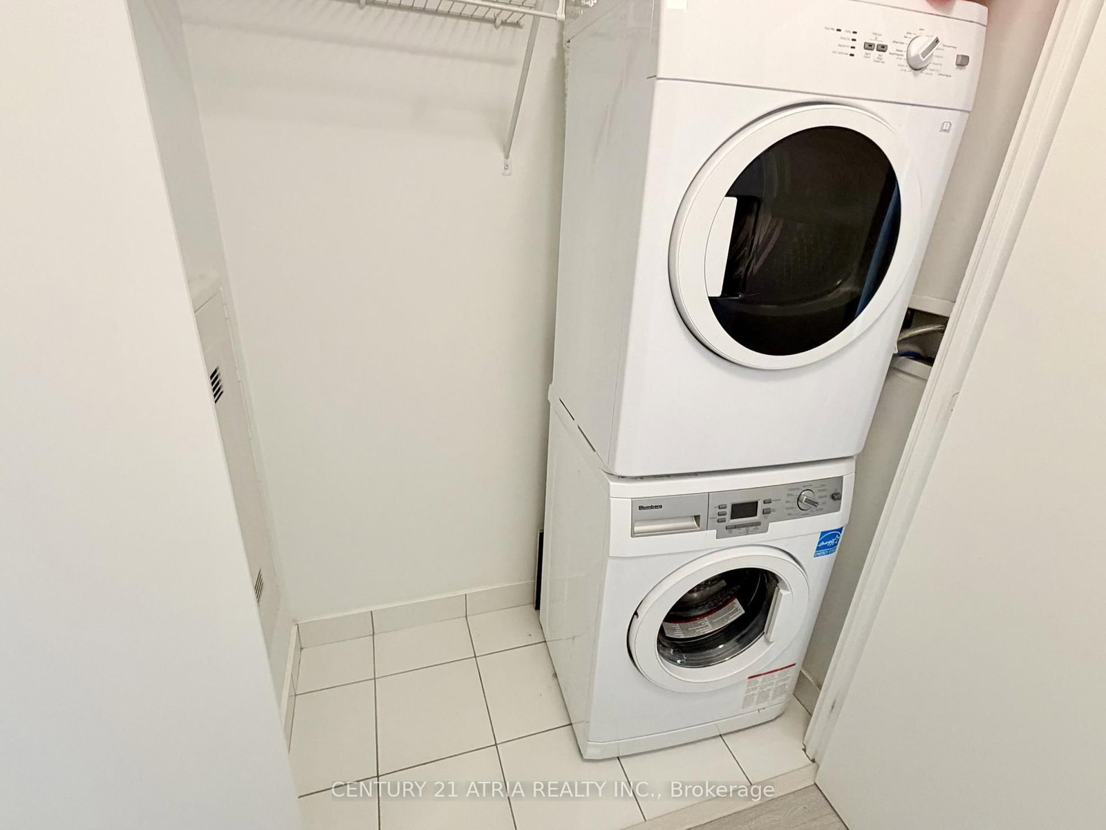 181 Dundas Street E, Unit 715 - Photo 15