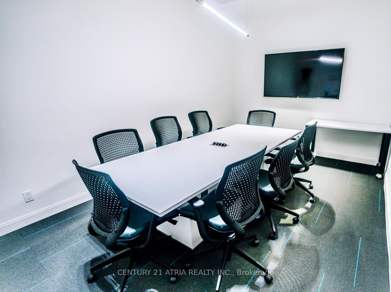 181 Dundas Street E, Unit 715 - Photo 22