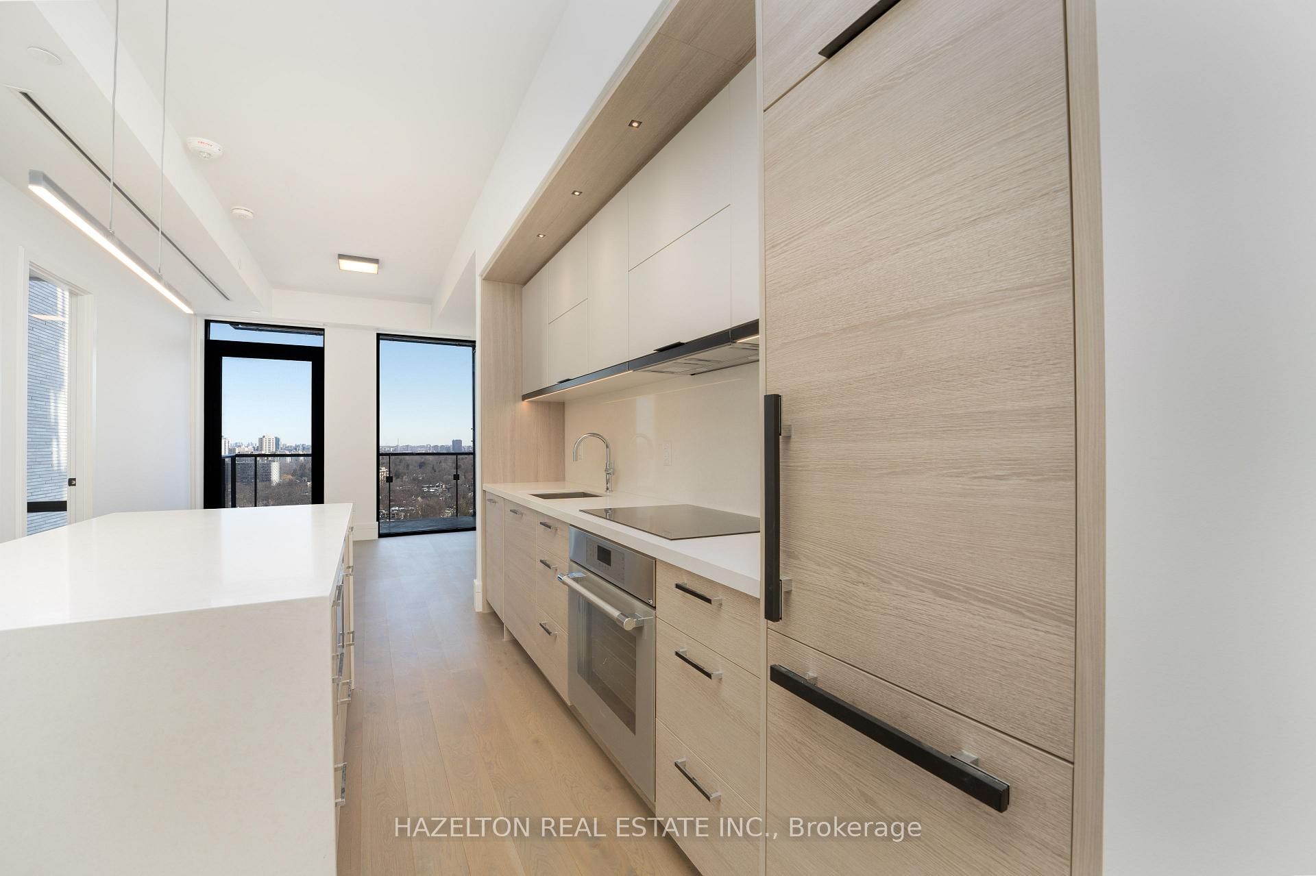 215 Lonsdale Road, Unit 1505