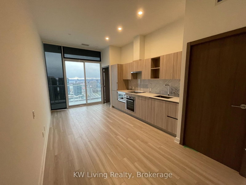 4202 - 19 Bathurst Street