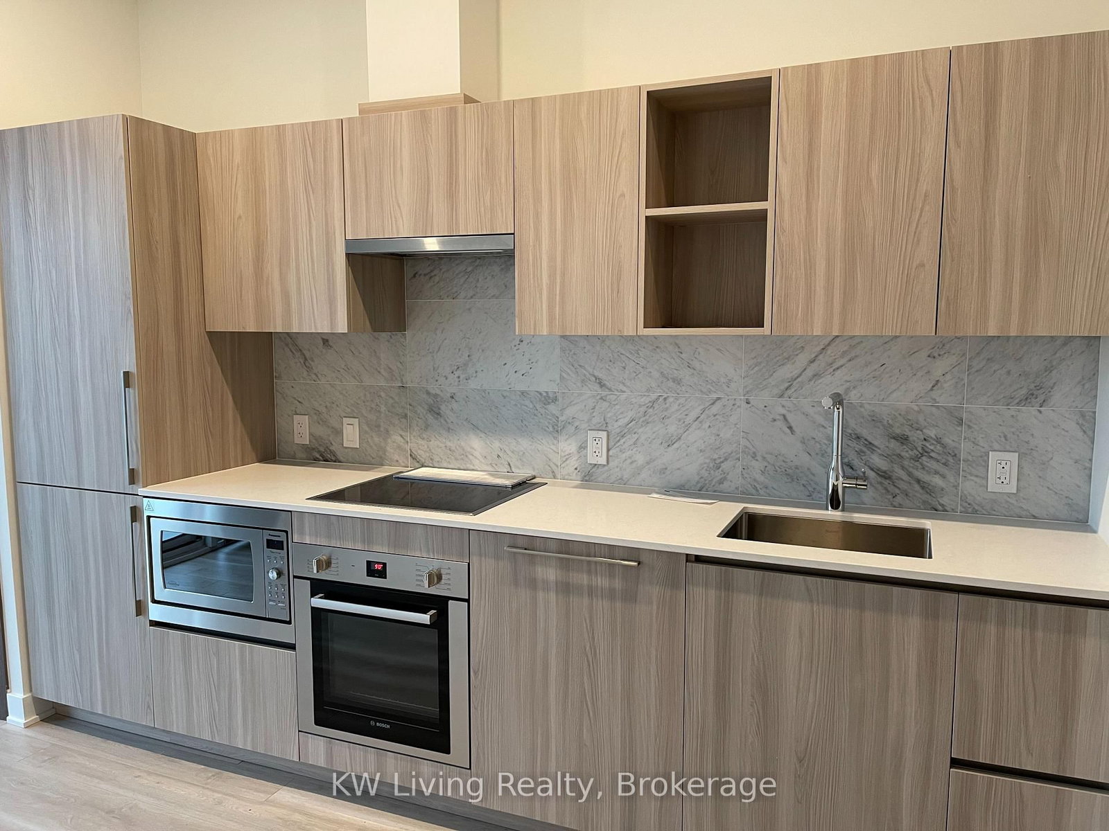 19 Bathurst Street, Unit 4202 - Photo 4