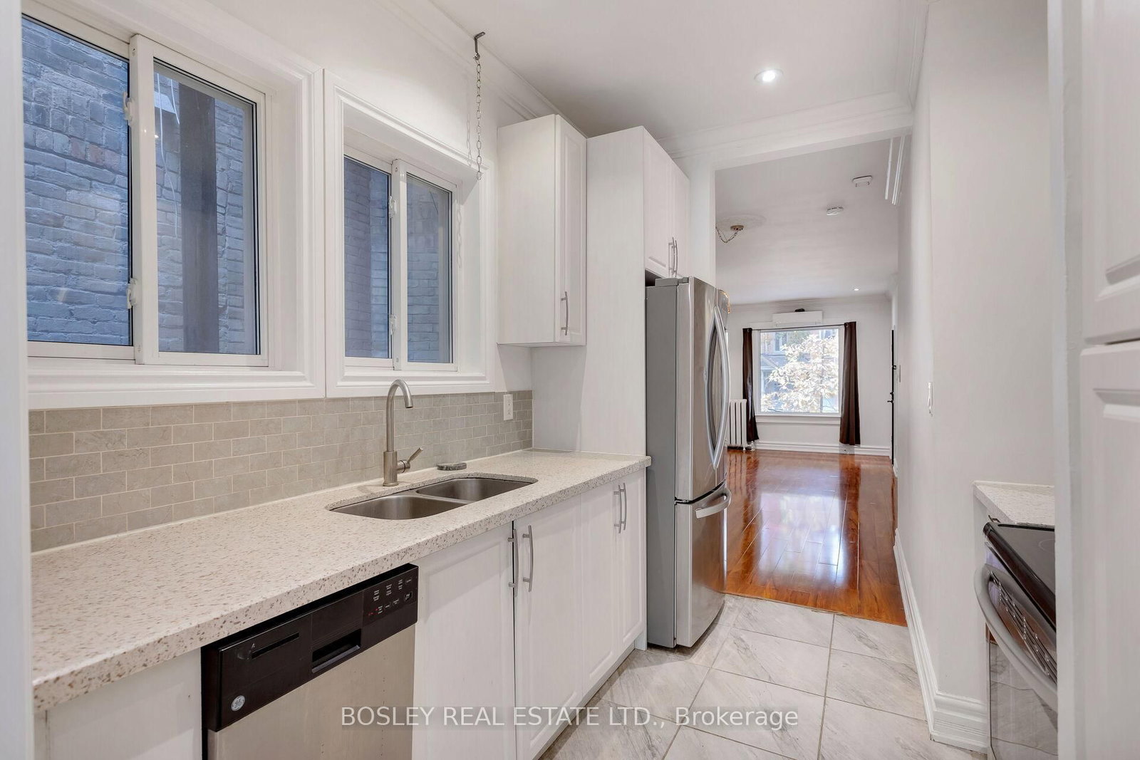 123 Seaton Street • Toronto, ON photo 10
