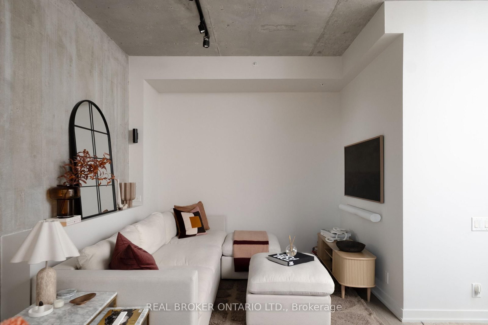 39 Brant Street, Unit PH24 - Photo 6