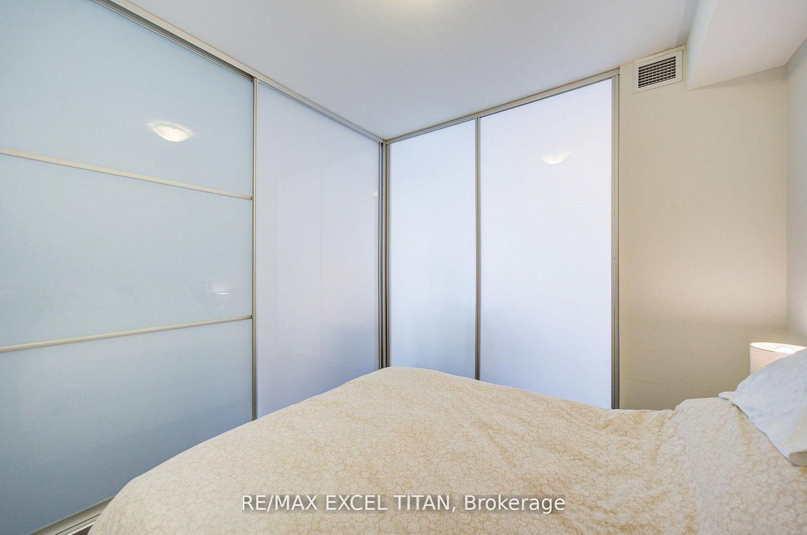 156 Portland Street, Unit 417 - Photo 28