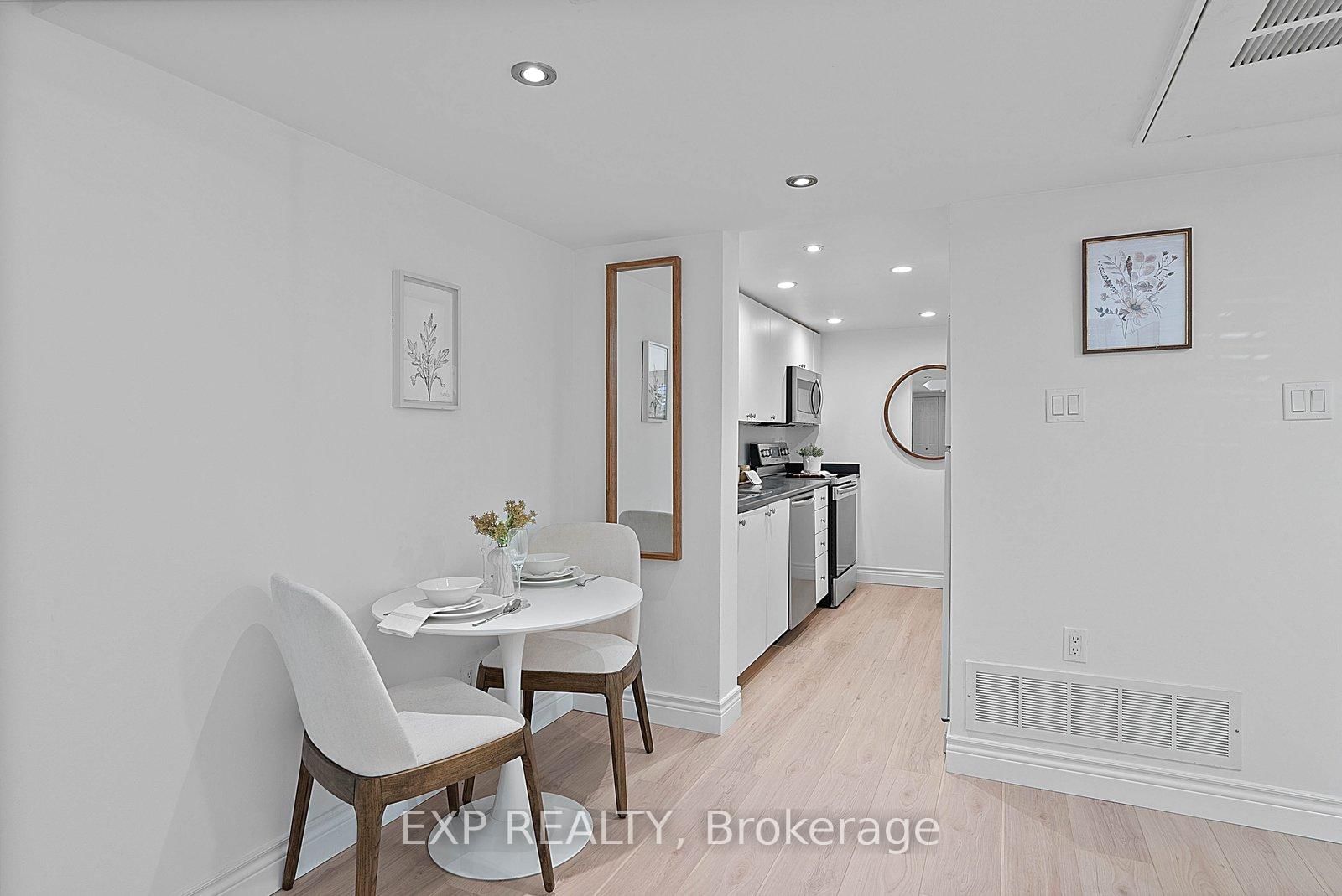 12 Portland Street, Unit Th B - Photo 13