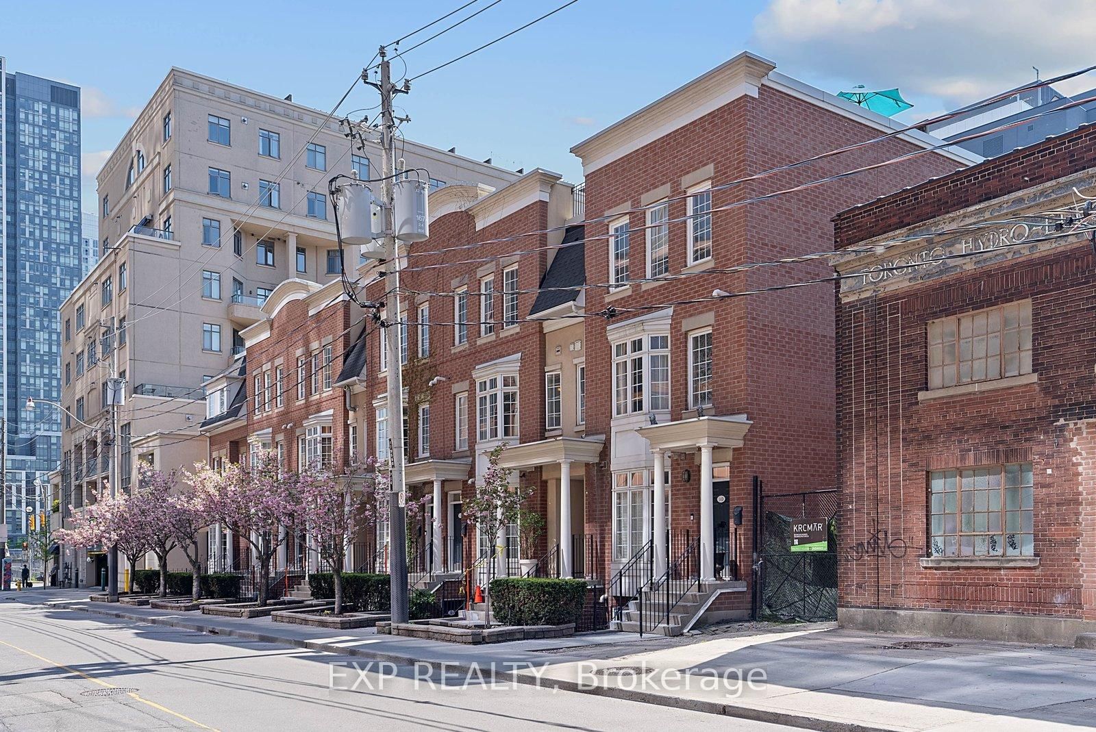12 Portland Street, Unit Th B - Photo 3