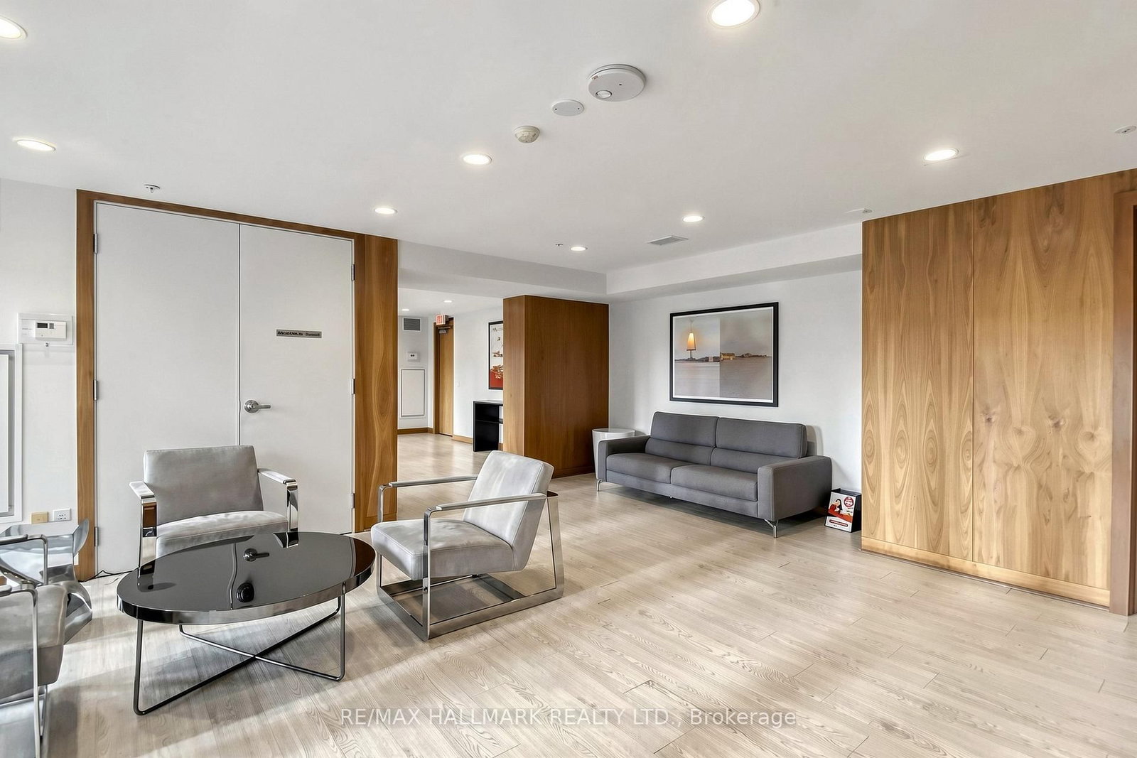295 Adelaide Street W, Unit 313 - Photo 35