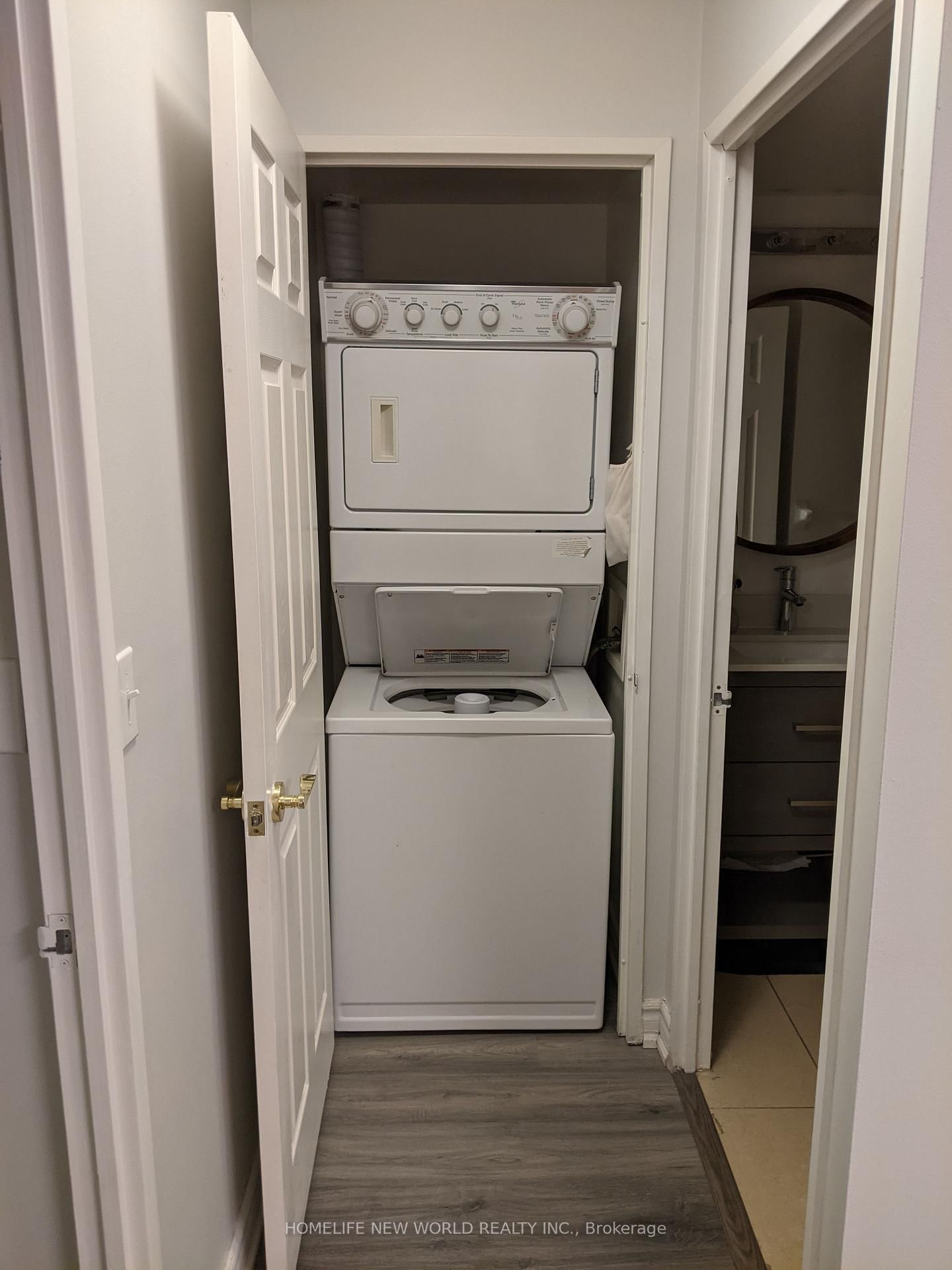 23 Hollywood Avenue, Unit 603 - Photo 8