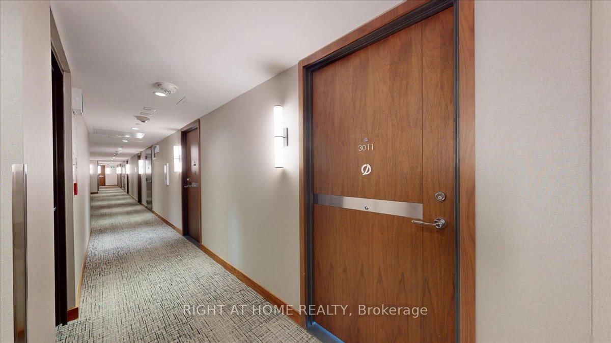 19 Bathurst Street, Unit 3011 - Photo 3