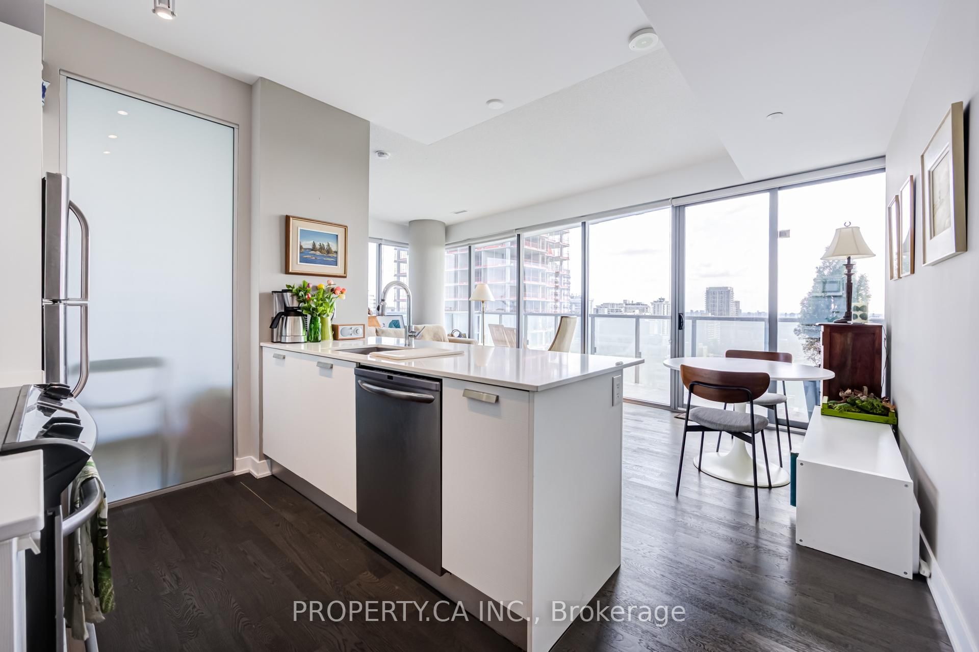 1815 Yonge Street, Unit 1906
