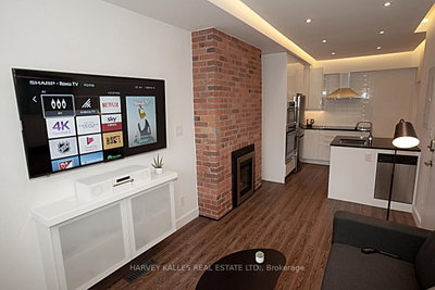210 E Gerrard Street • Toronto, ON