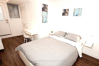 210 E Gerrard Street • Toronto, ON