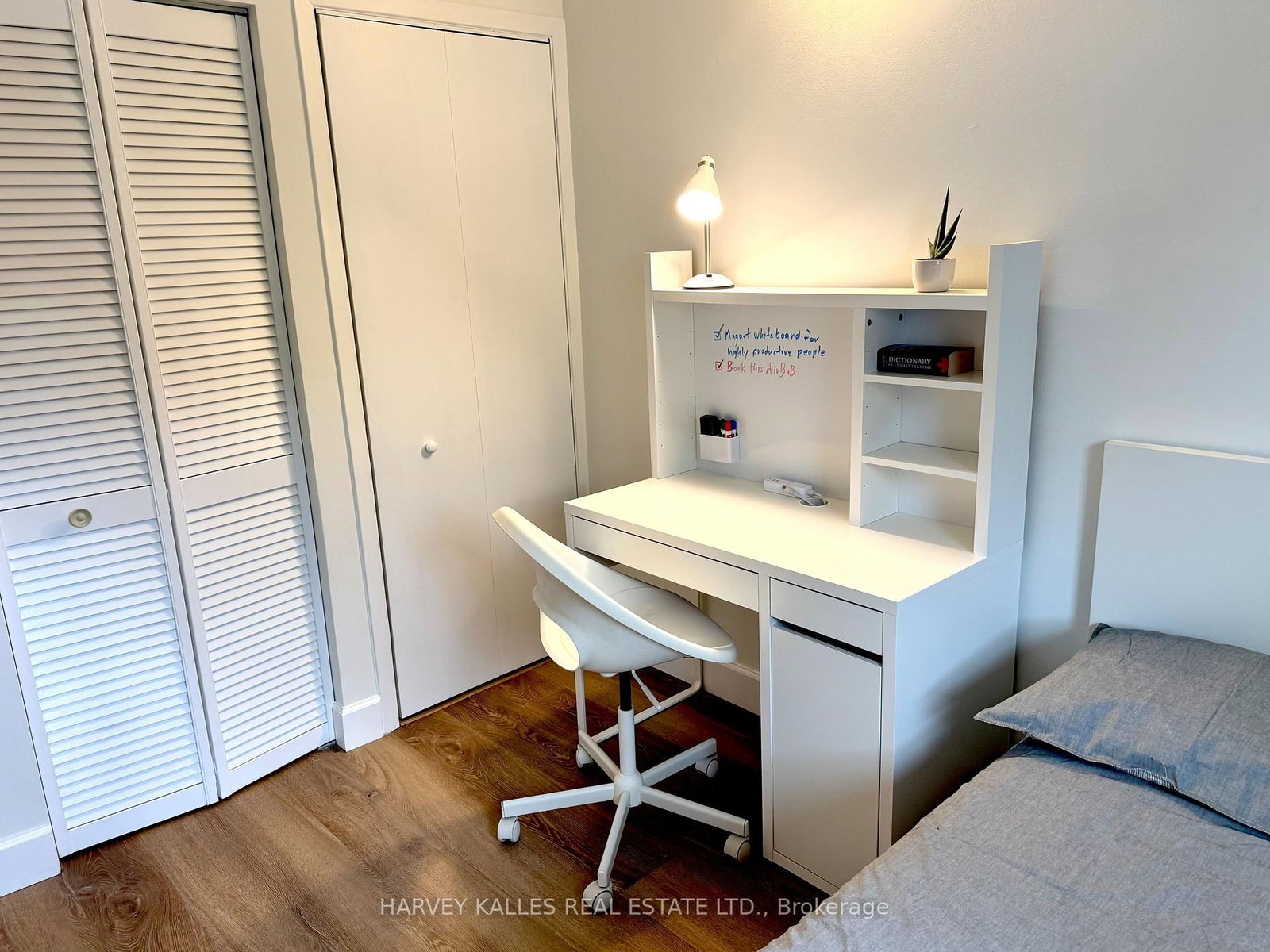 210 E Gerrard Street • Toronto, ON photo 47