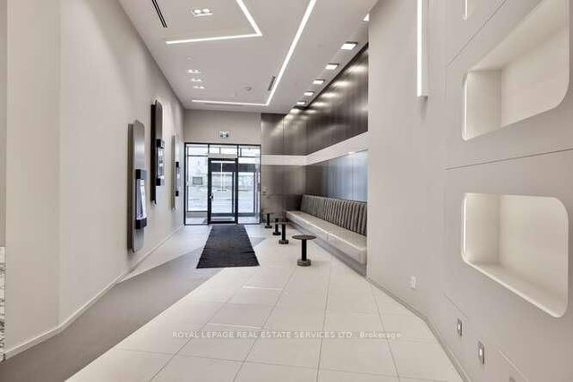 1109 - 1603 Eglinton Avenue W