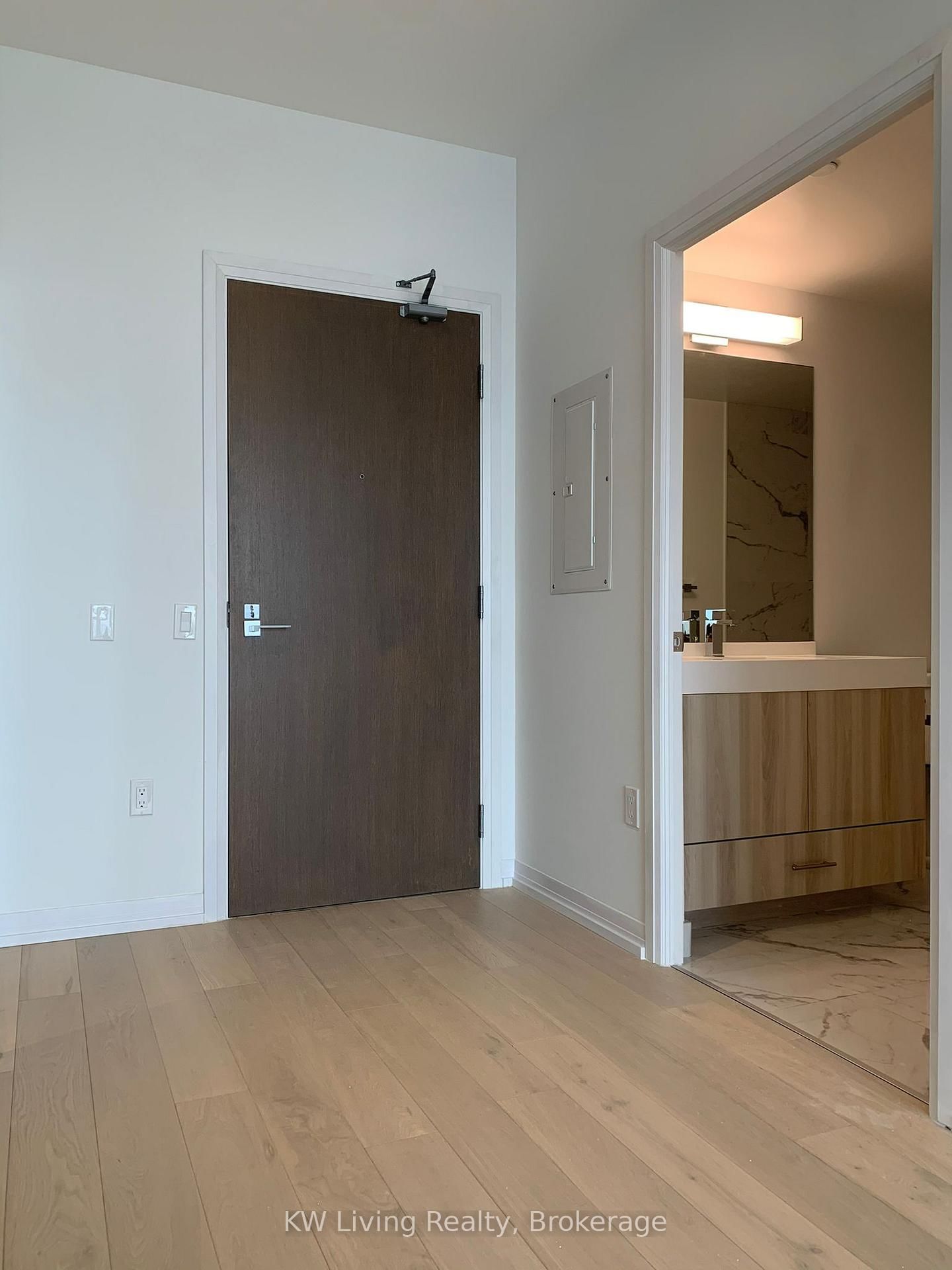 251 Jarvis Street, Unit Lph12 - Photo 2