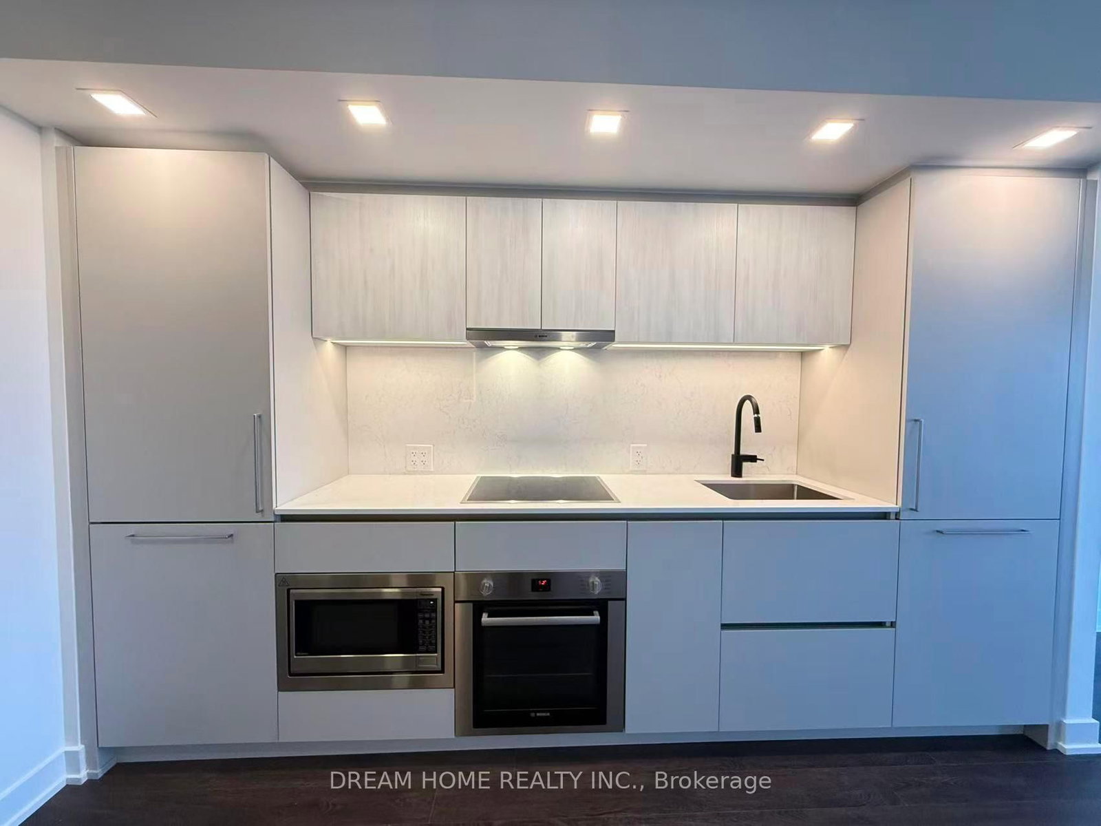 609 Sherborne Street, Unit 806 - Photo 2