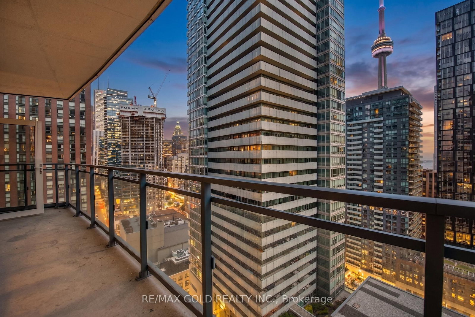 21 WIDMER Street, Unit 2209 - Photo 3