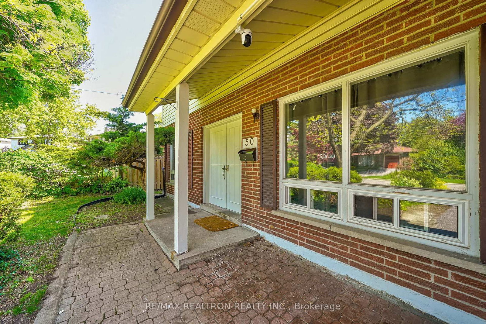 50 Axsmith Crescent, Toronto, ON, photo 2