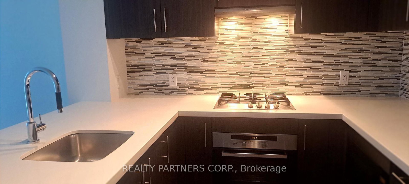 39 Queens Quay E, Unit 426 - Photo 11
