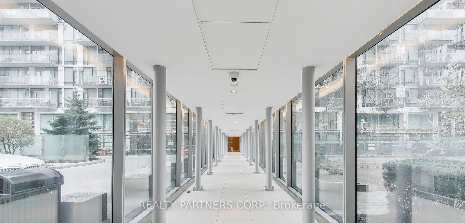 39 Queens Quay E, Unit 426 - Photo 5