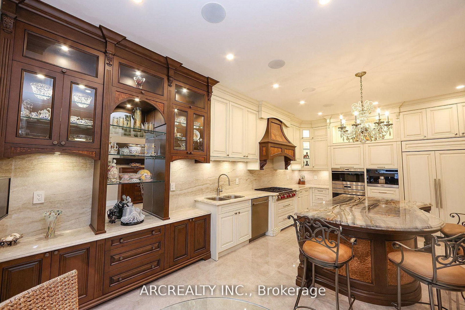 188 Alfred Ave, Toronto, view 11