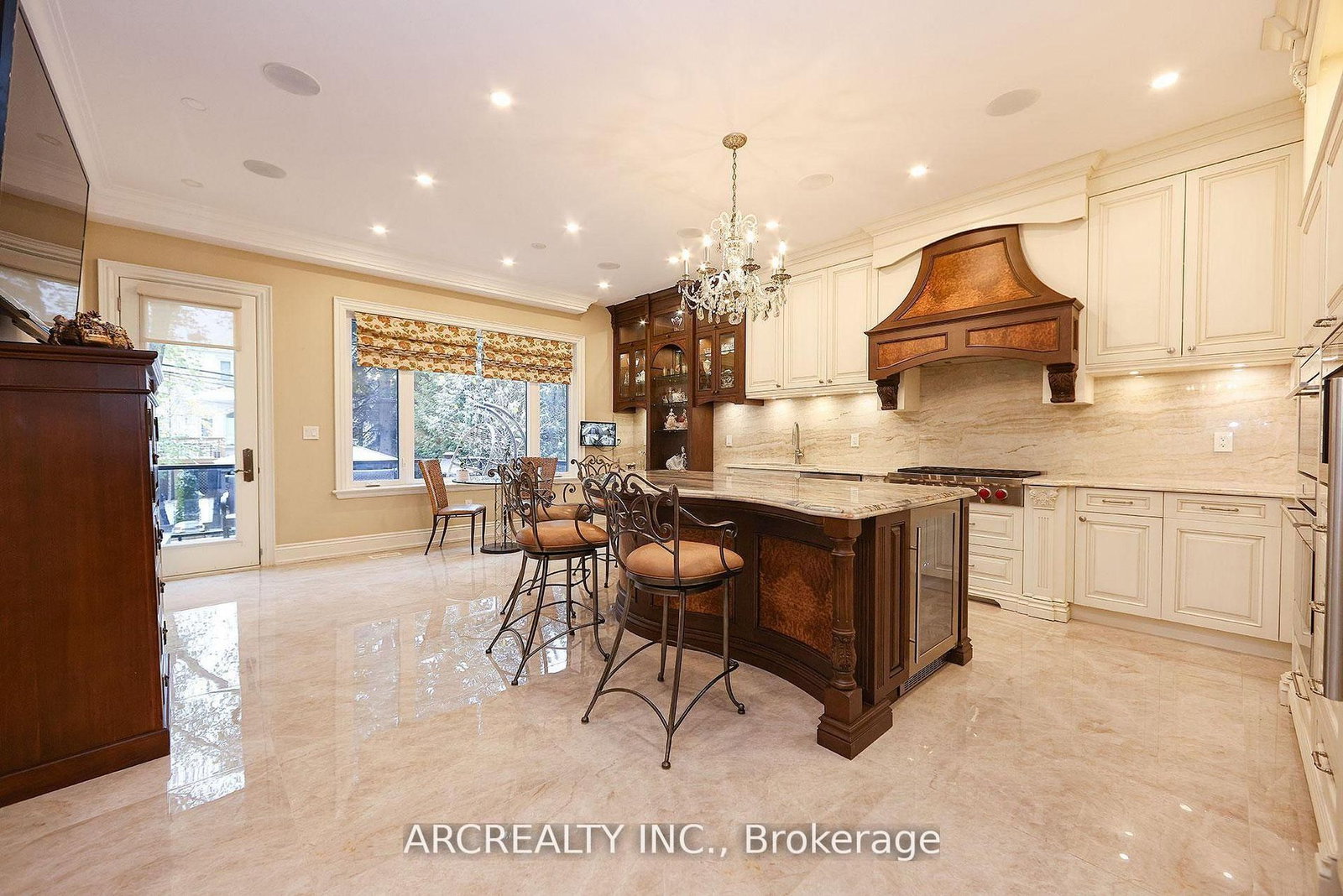 188 Alfred Ave, Toronto, view 12