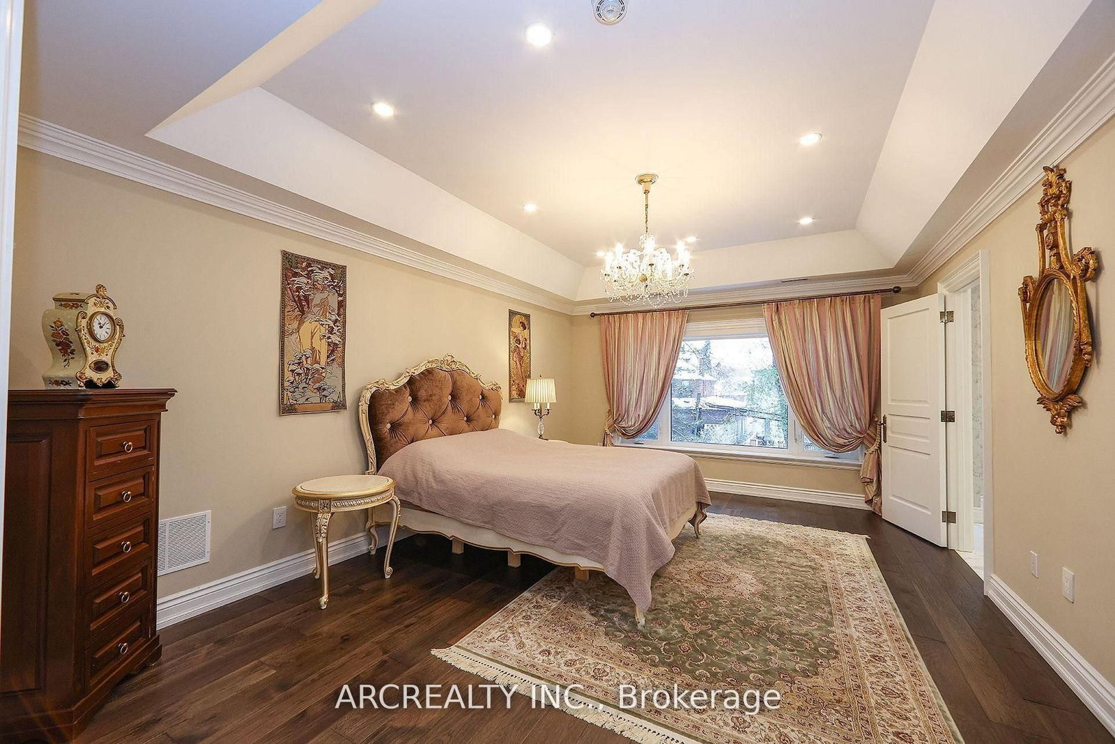188 Alfred Ave, Toronto, view 22