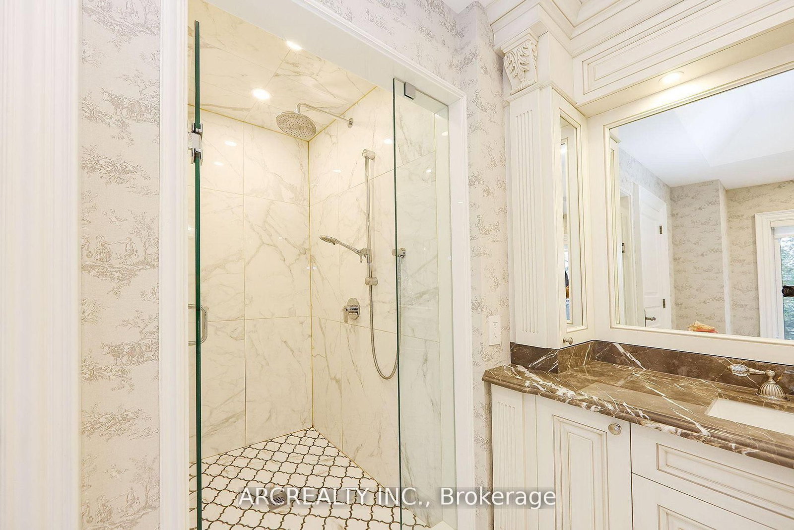 188 Alfred Ave, Toronto, view 28