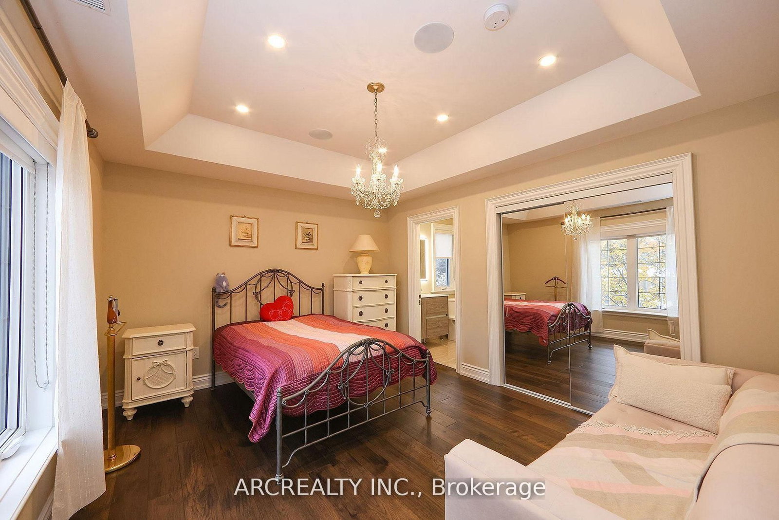 188 Alfred Ave, Toronto, view 30