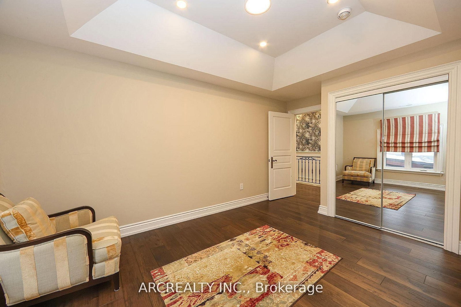 188 Alfred Ave, Toronto, view 33