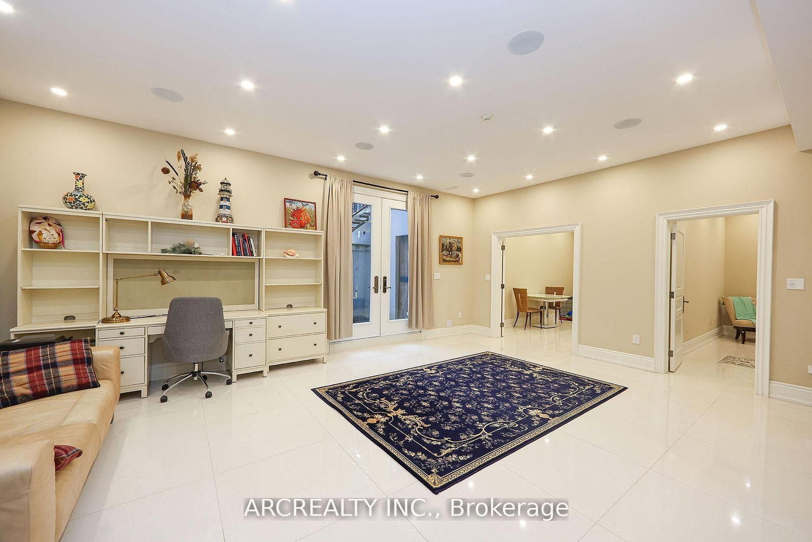 188 Alfred Ave, Toronto, view 35