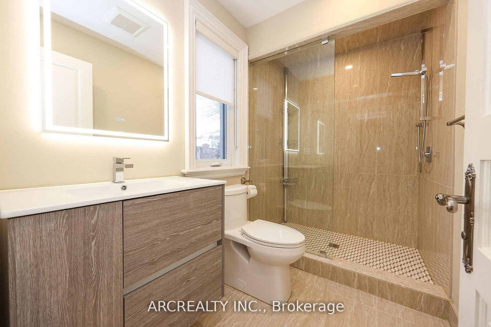 188 Alfred Ave, Toronto, view 40