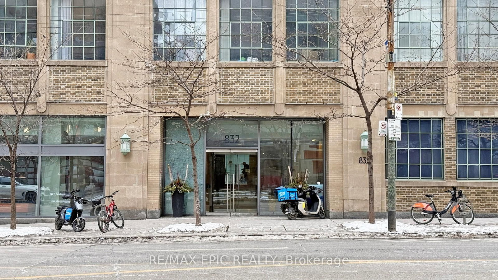 832 Bay Street, Unit 3208 - Photo 3