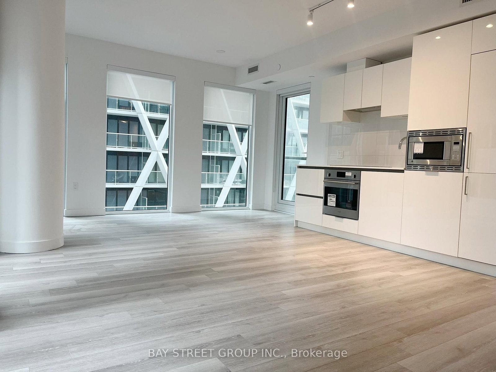 1904-238 Simcoe Street, Toronto, ON, photo 3