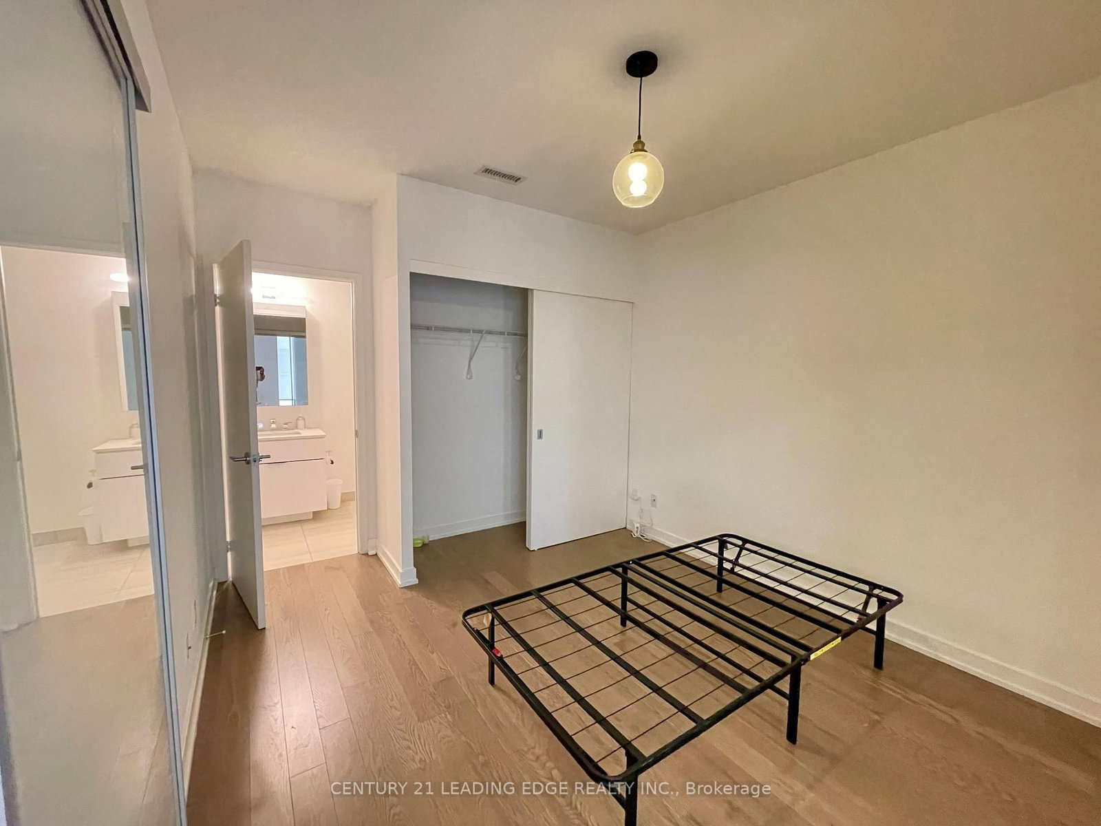 25 Richmond Street E, Unit 421 - Photo 13