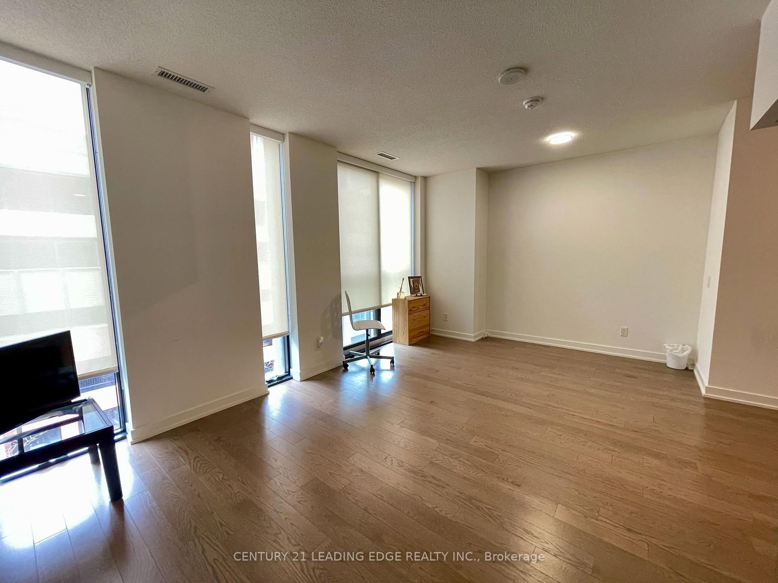 25 Richmond Street E, Unit 421 - Photo 15