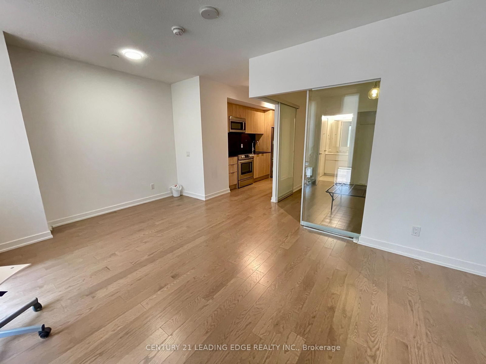 25 Richmond Street E, Unit 421 - Photo 16