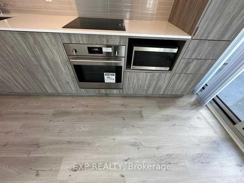 138 Downes Street, Unit 2515 - Photo 8
