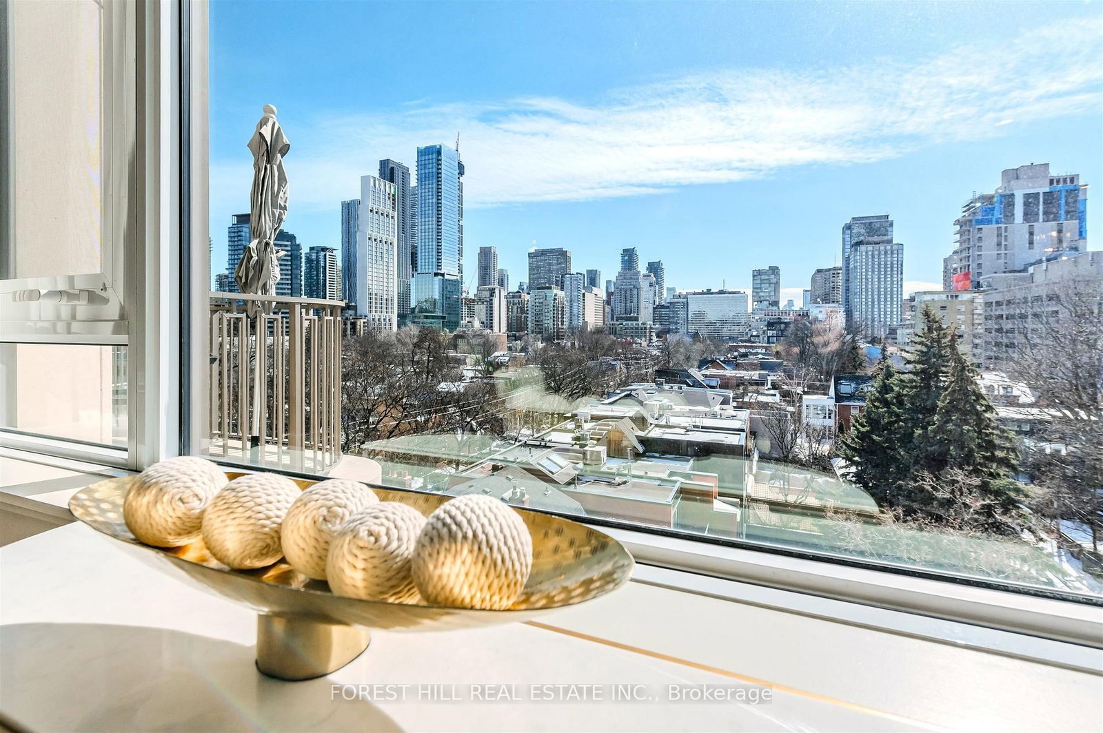 128 Hazelton Avenue • #602 • Toronto, ON photo 16