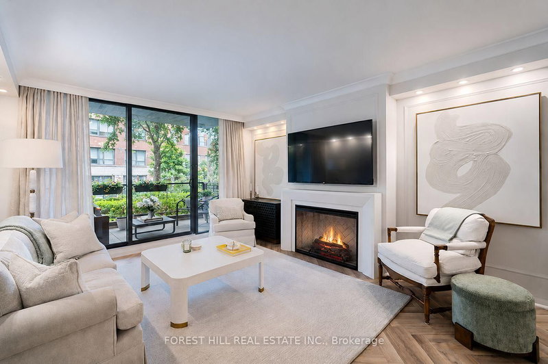 205 - 350 Lonsdale Road