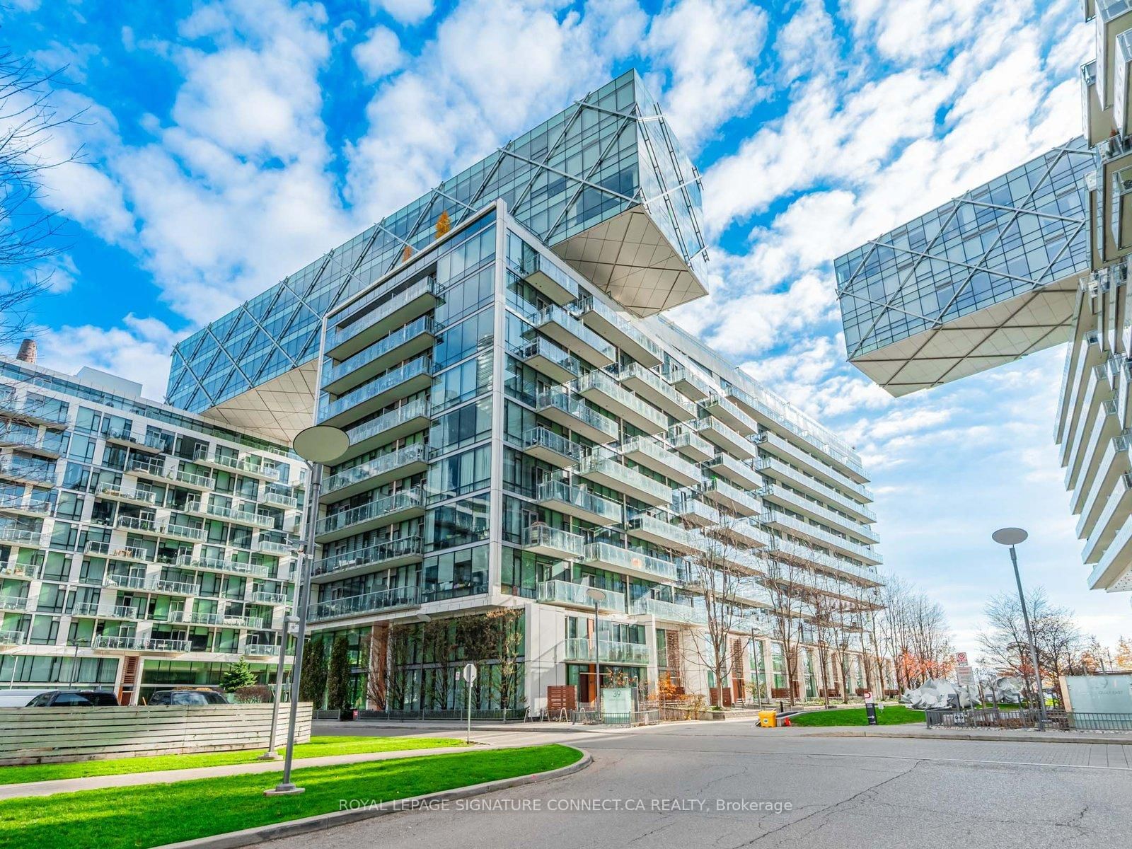 39 Queens Quay E, Unit TH132 - Photo 2