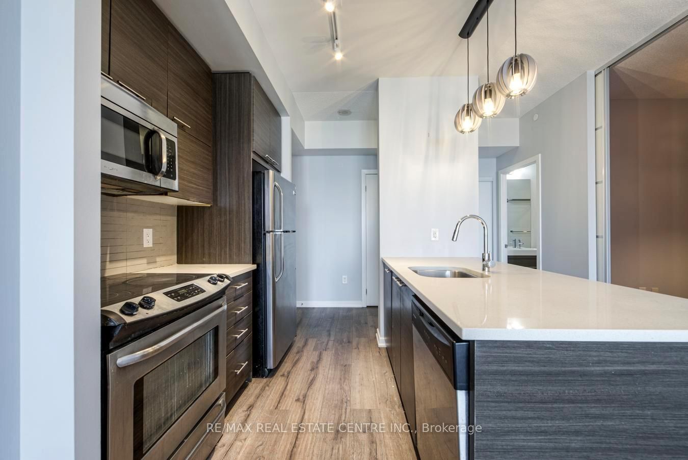 66 Forest Manor Road, Unit 2707